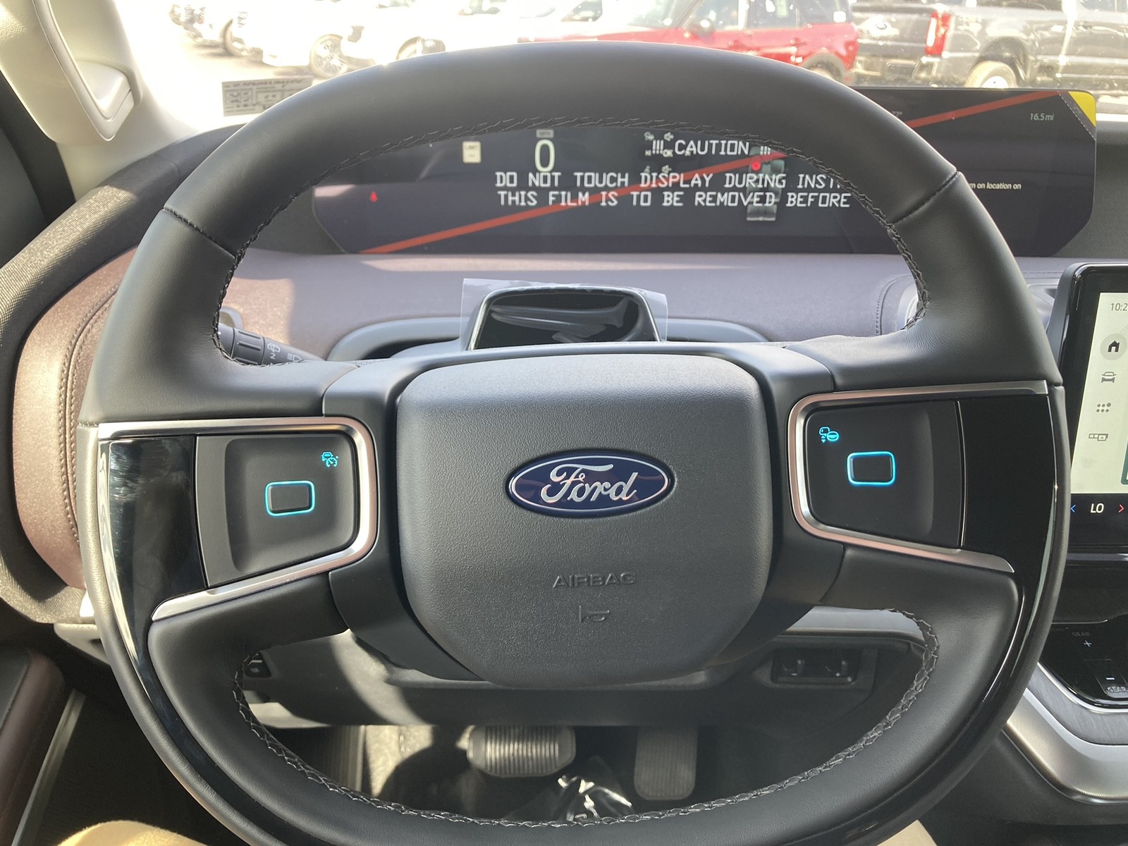 2025 Ford Expedition Platinum MAX photo 10