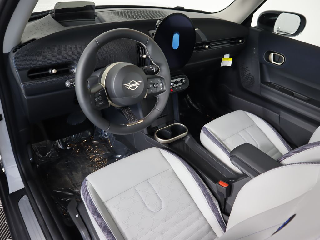 2025 Mini Cooper 2 Door Hardtop Signature photo 10