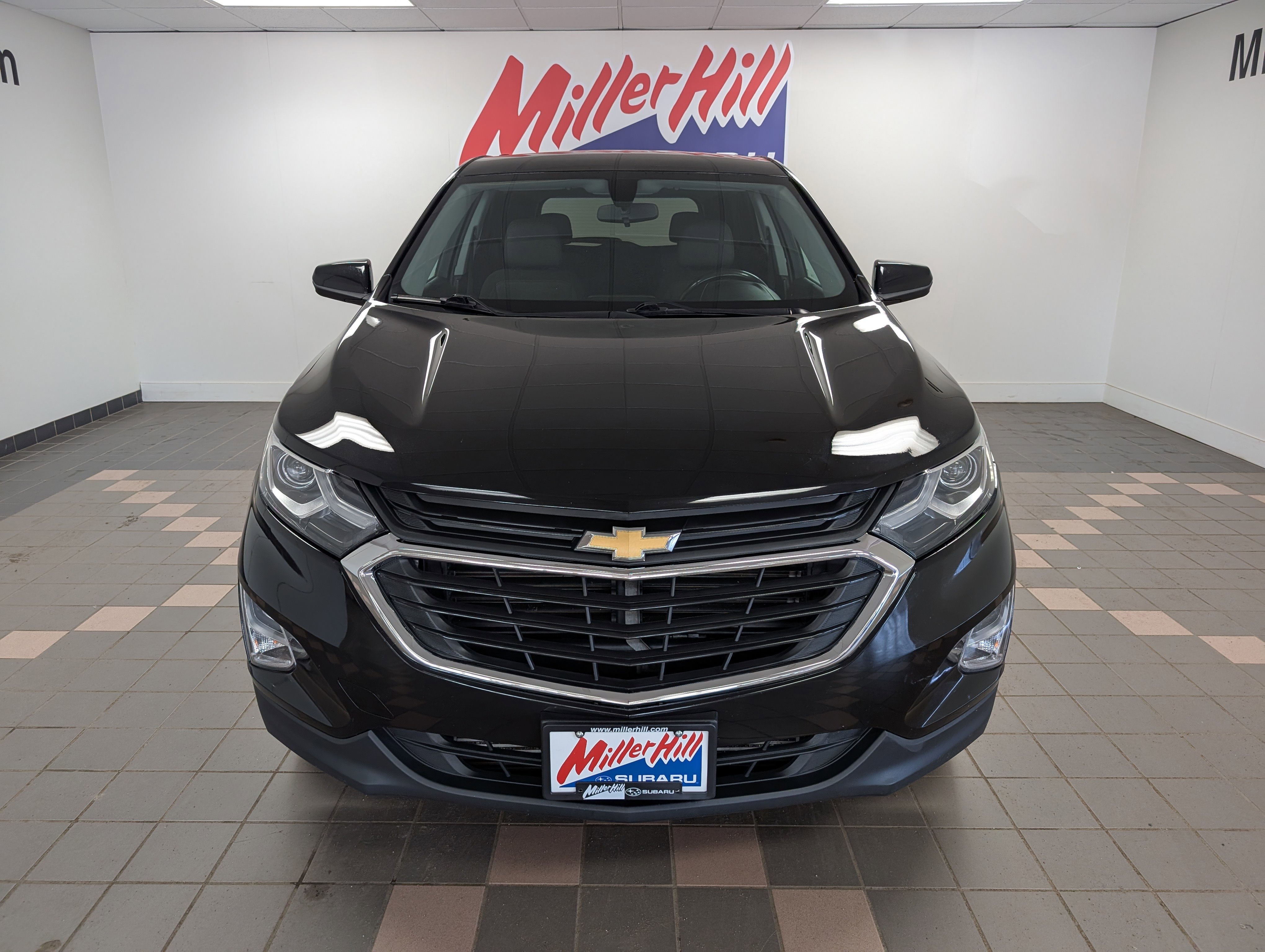 2018 Chevrolet Equinox LT photo 3