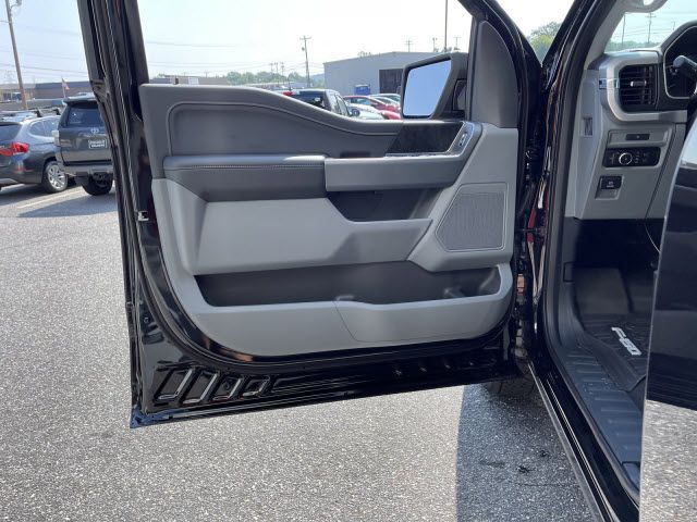 2023 Ford F-150 XLT photo 16