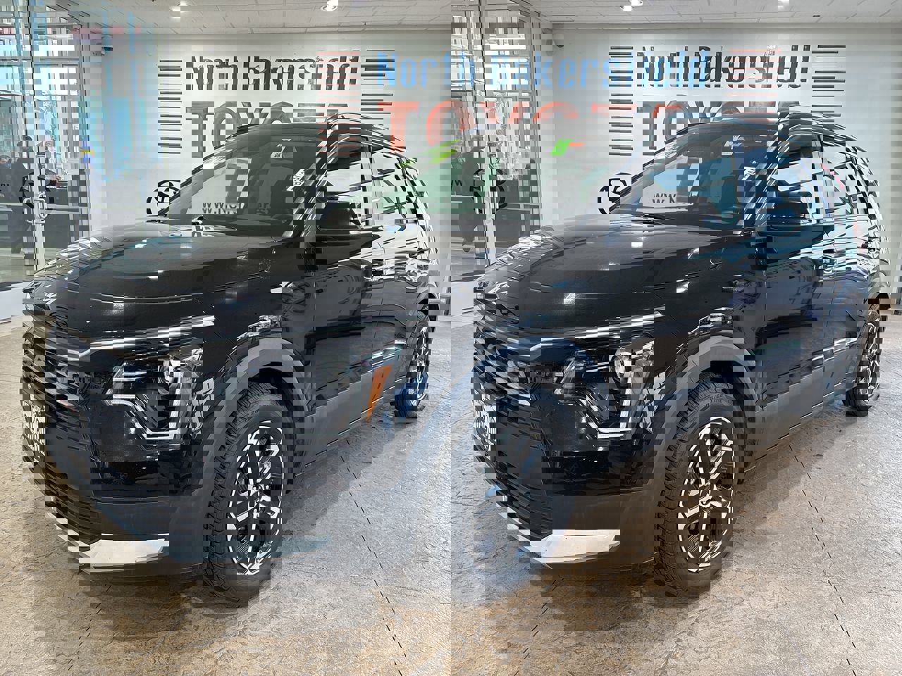2023 Kia Niro EX's photo