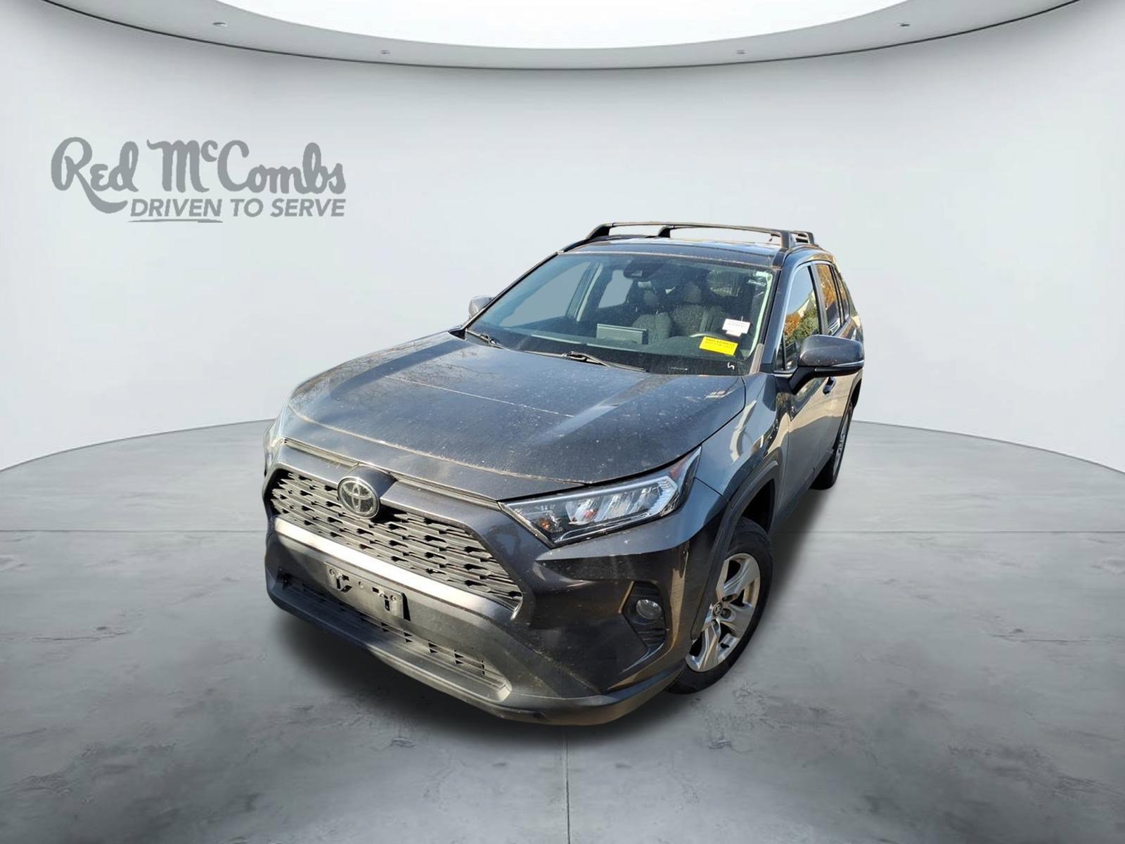 2021 Toyota RAV4 XLE's photo