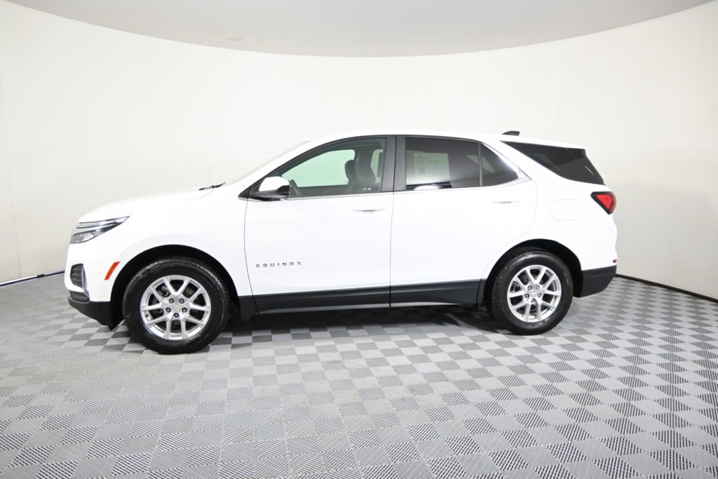 Used 2022 Chevrolet Equinox LT with VIN 3GNAXUEV6NL267642 for sale in Forest Lake, Minnesota