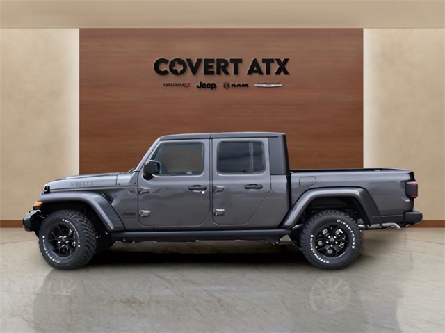 2025 Jeep Gladiator Willys photo 2