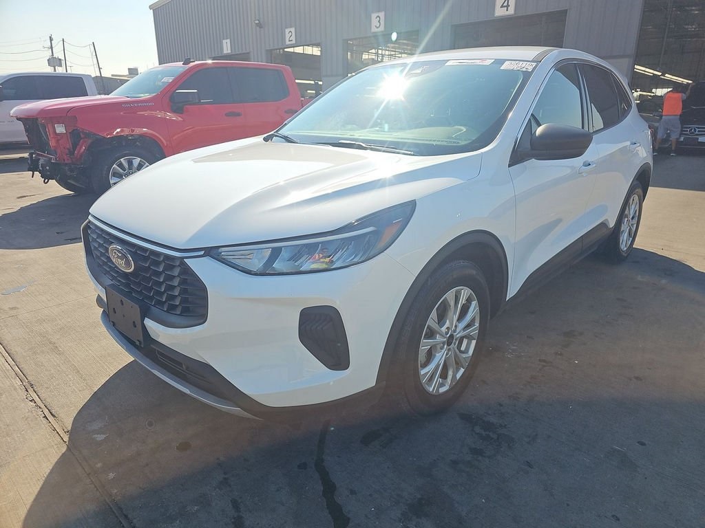 2024 Ford Escape Active photo 2
