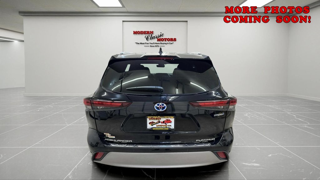 2024 Toyota Highlander Hybrid Platinum photo 5