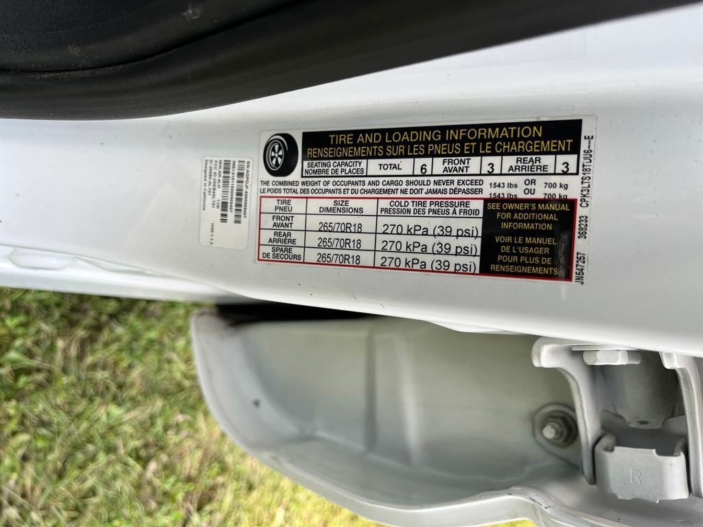 2018 Nissan Titan SV photo 26