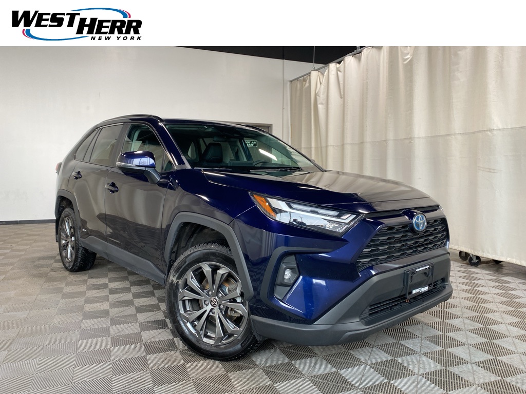 2023 Toyota RAV4 XLE Premium's photo