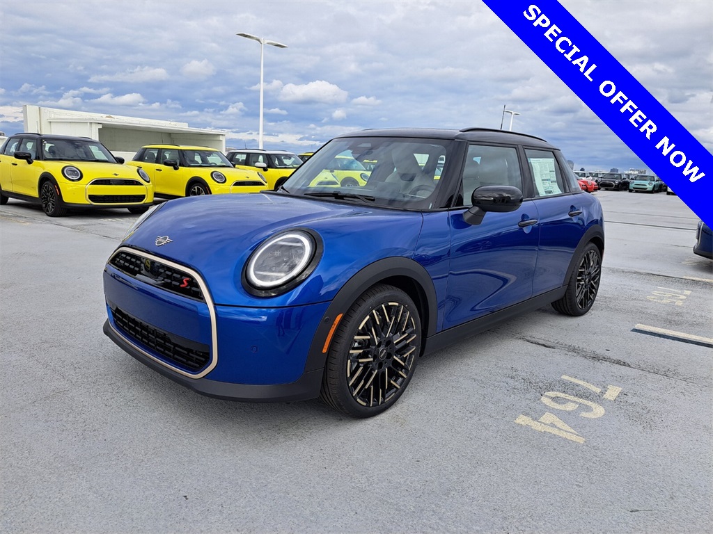 2025 Mini Cooper 4 Door Hardtop Signature photo 7
