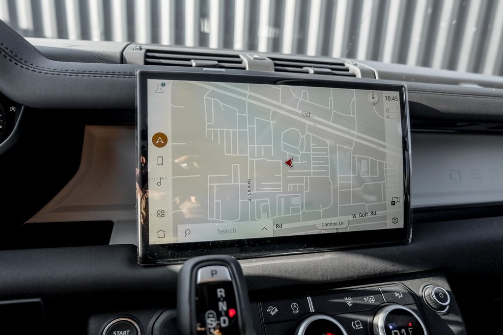 2025 Land Rover Defender 110 S photo 11