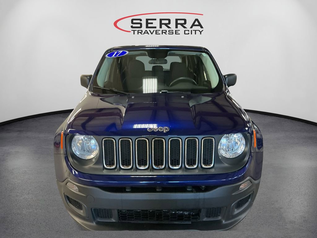 2017 Jeep Renegade Sport photo 2