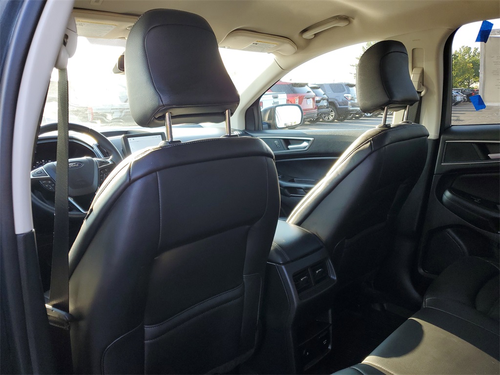 2024 Ford Edge SEL photo 25