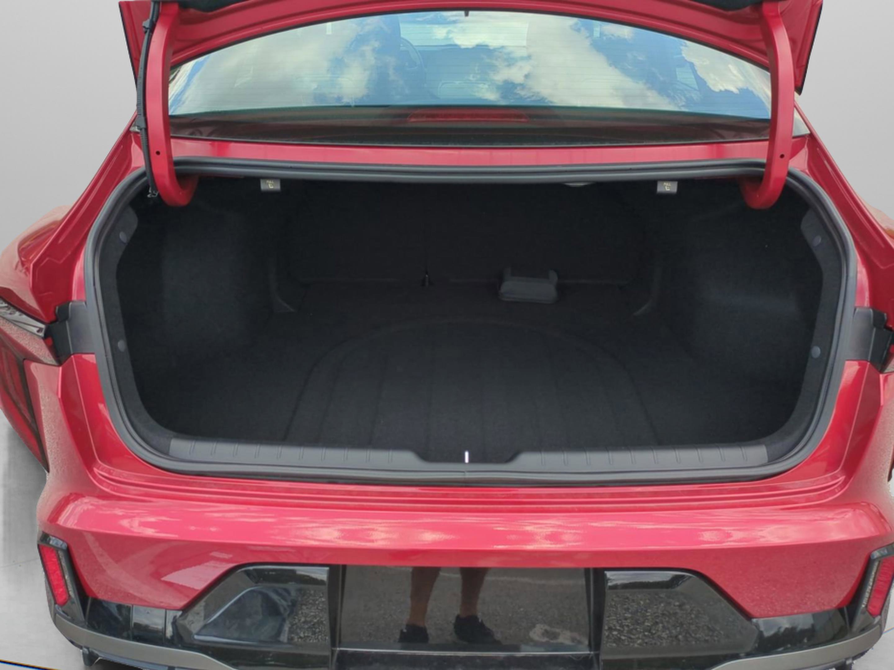 2025 Kia K4 GT-Line photo 27