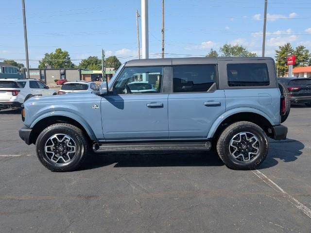 2025 Ford Bronco Outer Banks photo 41