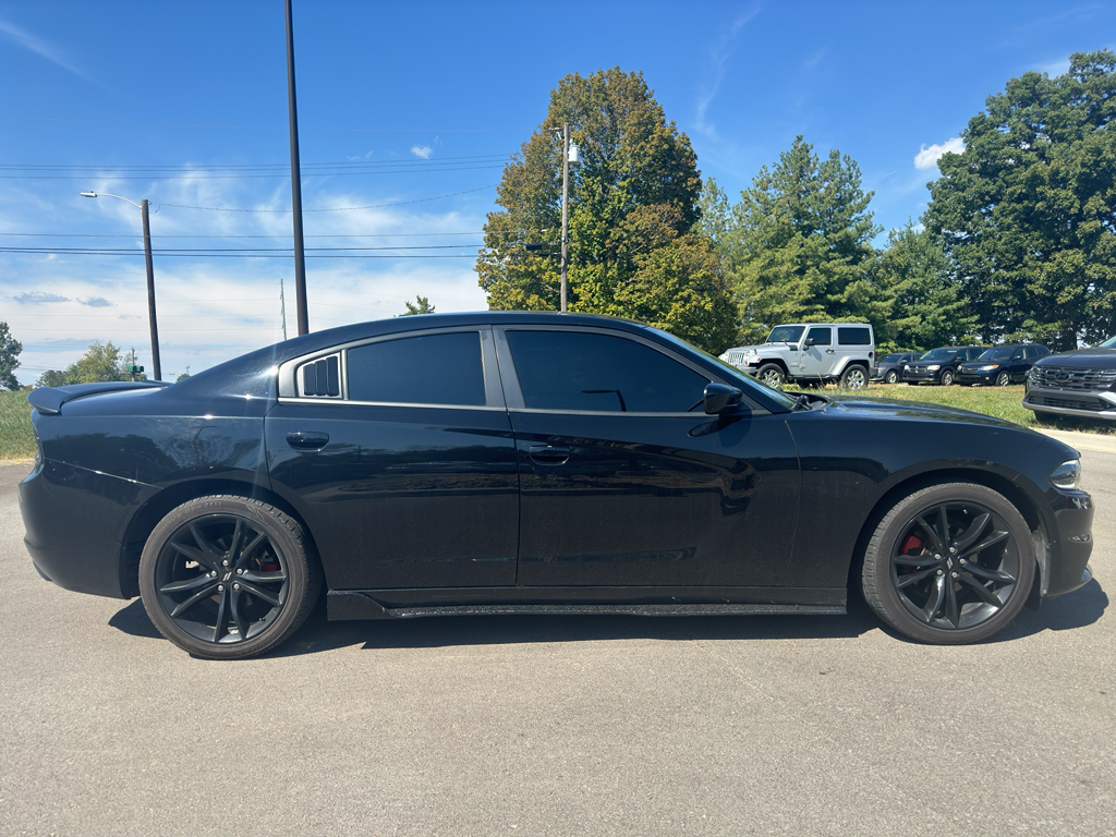 Used 2018 Dodge Charger SXT with VIN 2C3CDXBG1JH134392 for sale in Elizabethtown, KY