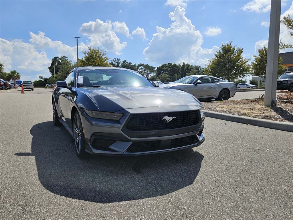 2025 Ford Mustang EcoBoost Premium photo 2