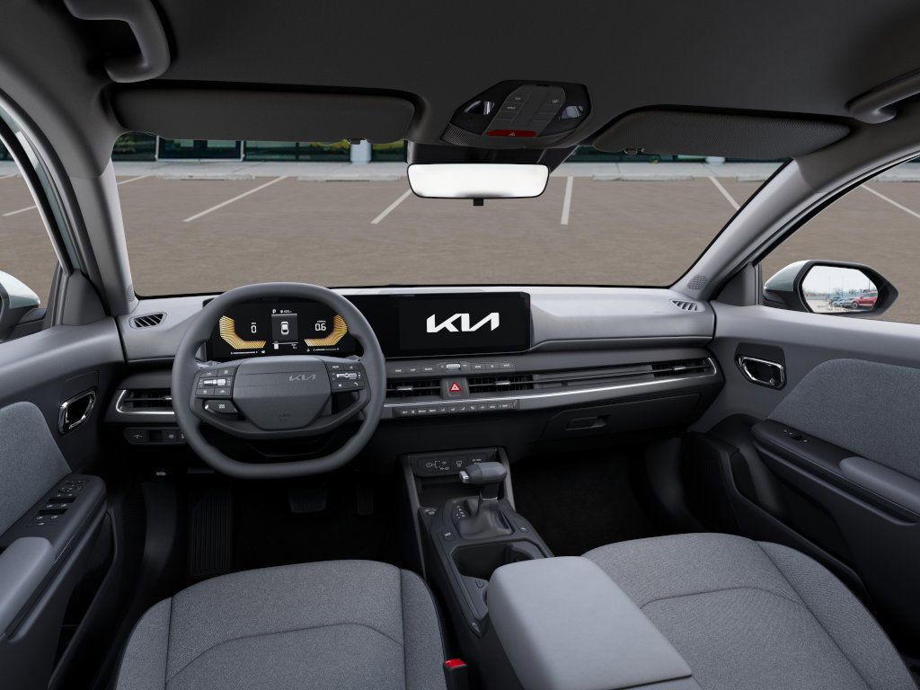 2025 Kia K4 LXS photo 14
