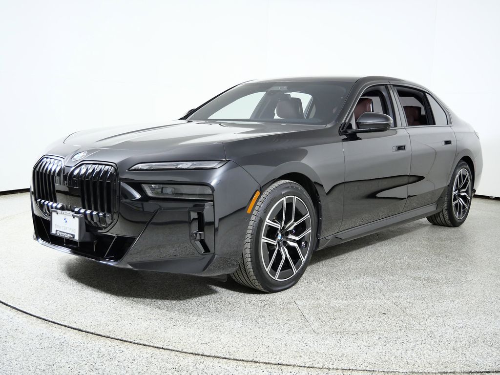 2023 BMW 7 Series 760's photo