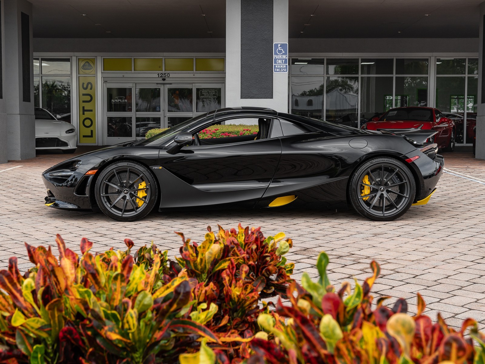 2022 Mclaren 720S Spider photo 28