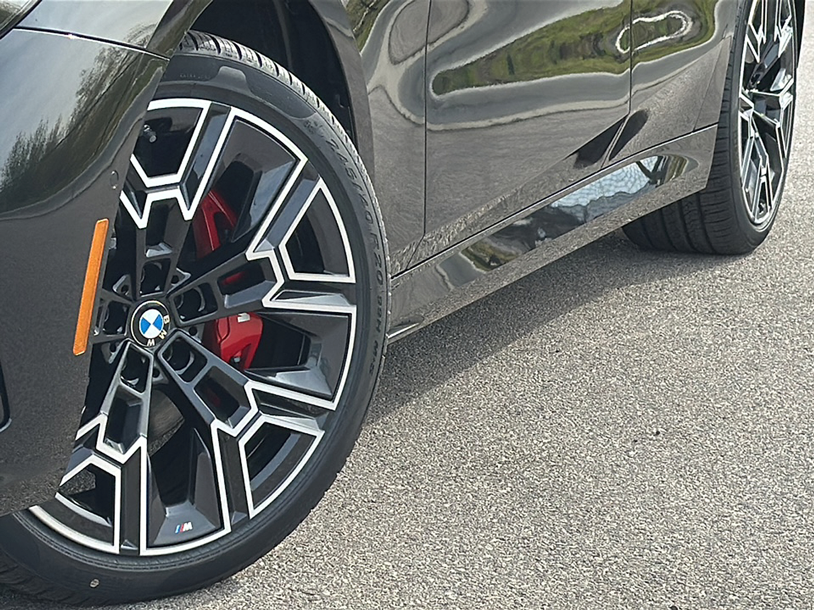 New 2025 Black Sapphire Metallic BMW i image 3