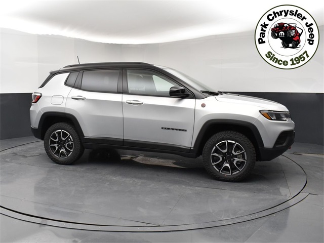 2026 Jeep Compass Trailhawk's photo
