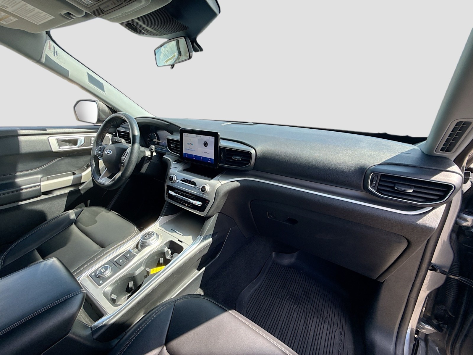 2022 Ford Explorer XLT photo 28