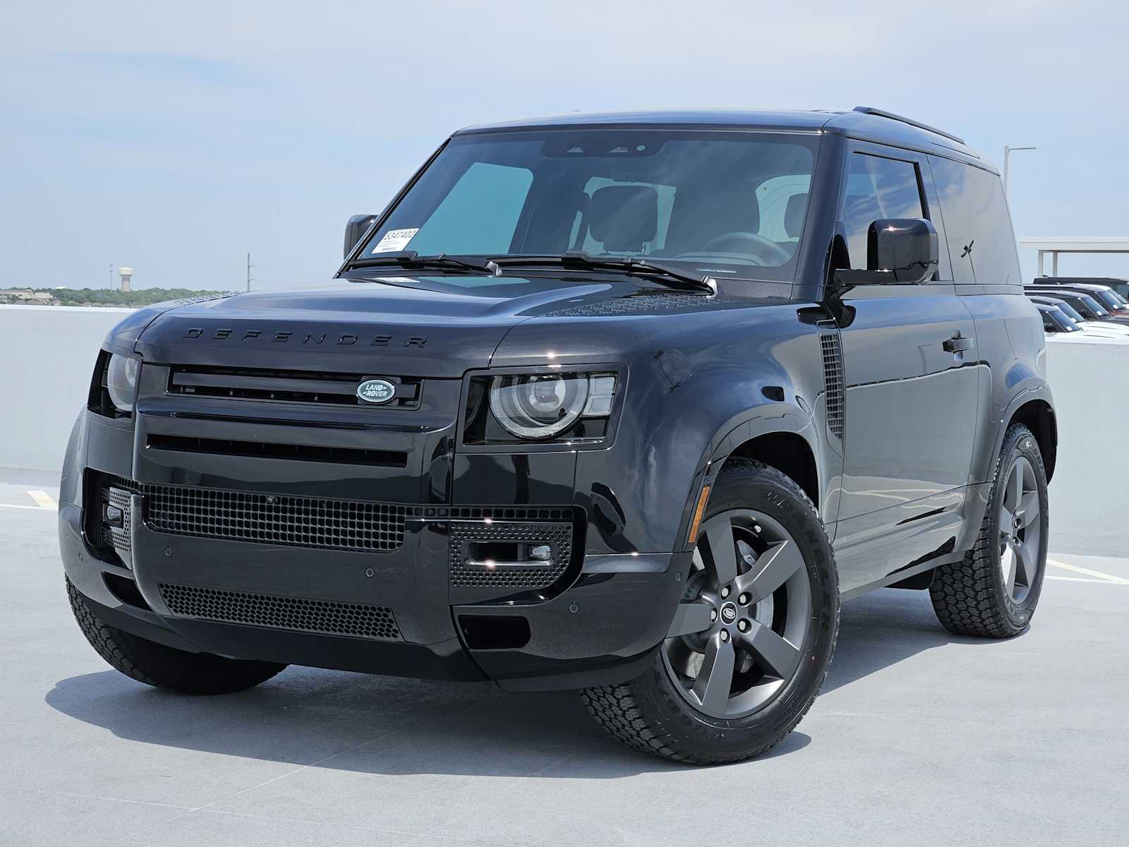 2025 Land Rover Defender X-Dynamic SE