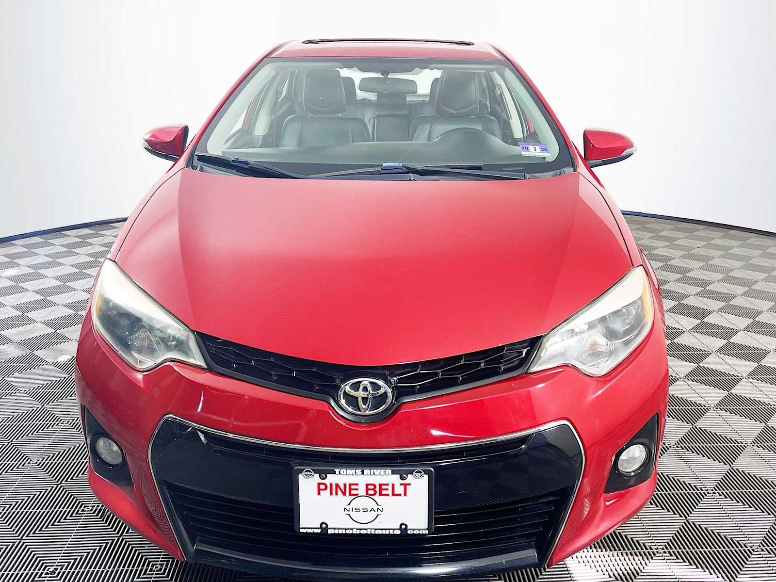 2015 Toyota Corolla Plus photo 2