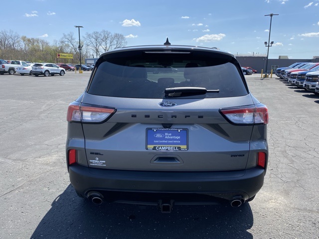 2022 Ford Escape SEL photo 7