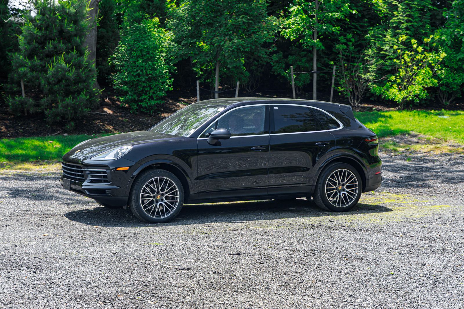 2021 Porsche Cayenne Base photo 4