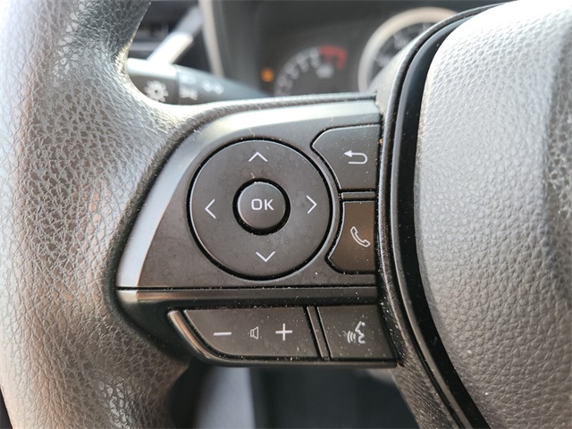 2020 Toyota Corolla LE photo 24