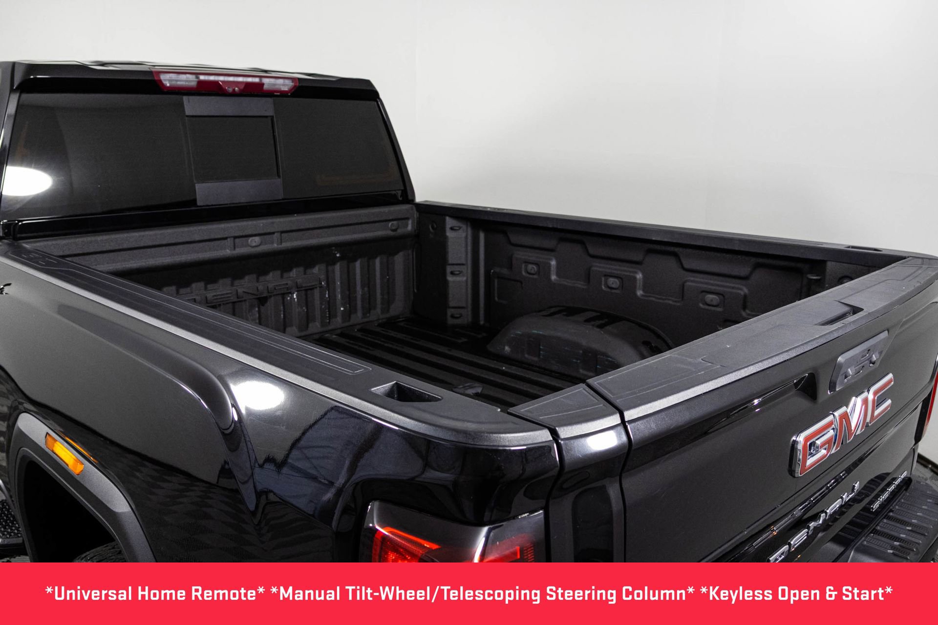 2023 Gmc Sierra 2500 HD Denali photo 2