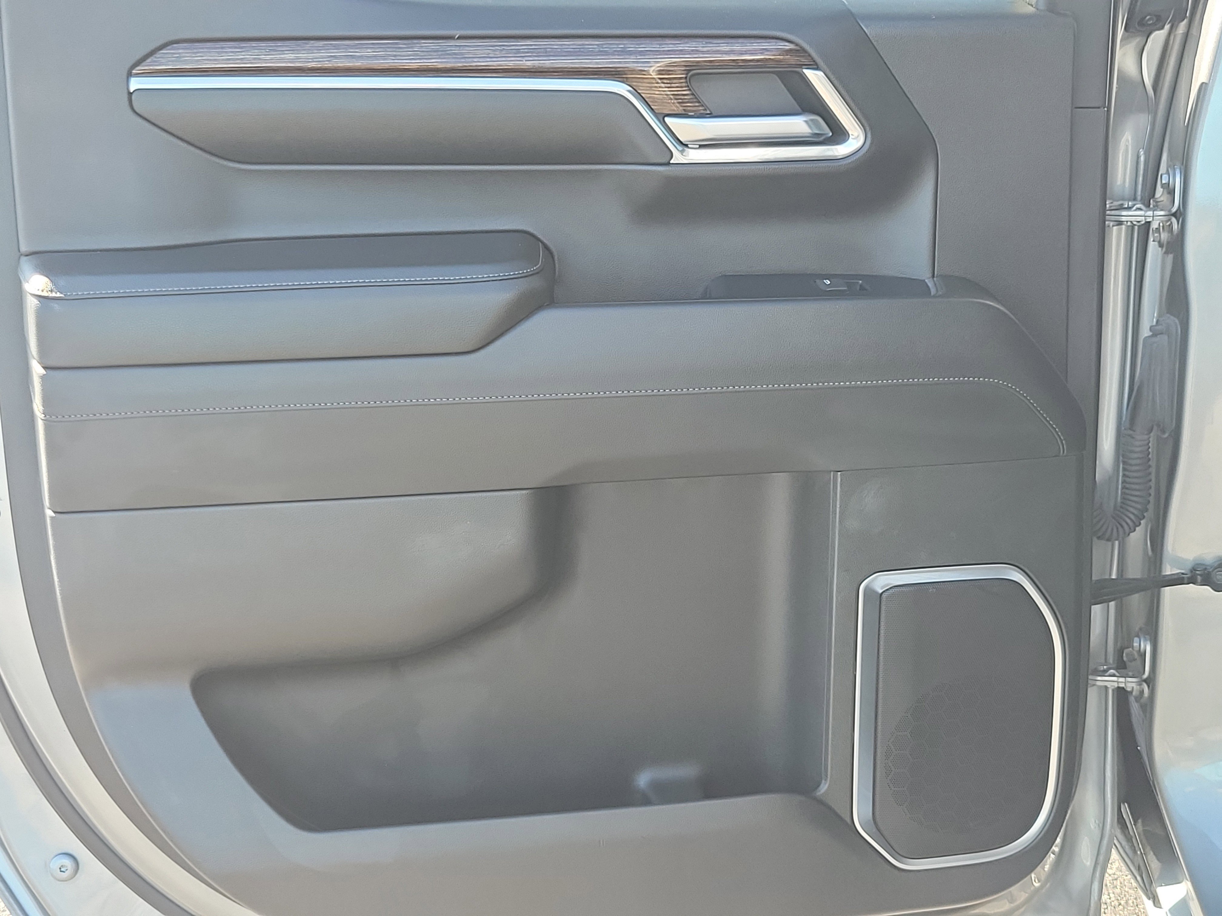 2024 Gmc Sierra 1500 SLE photo 5