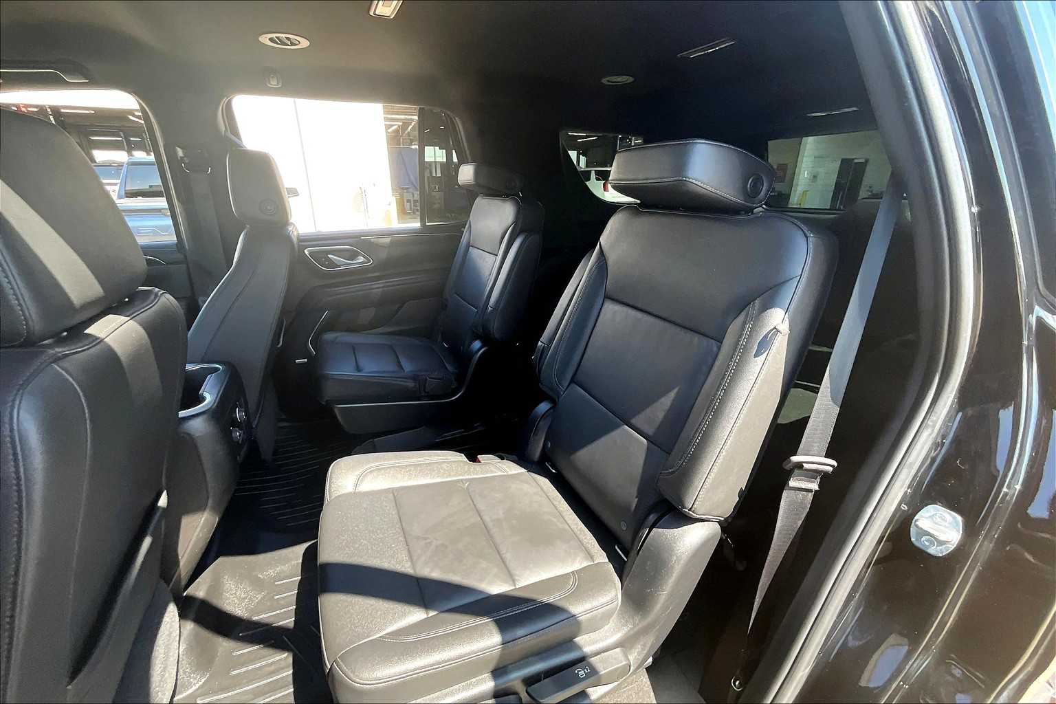 2021 Chevrolet Tahoe LT photo 17
