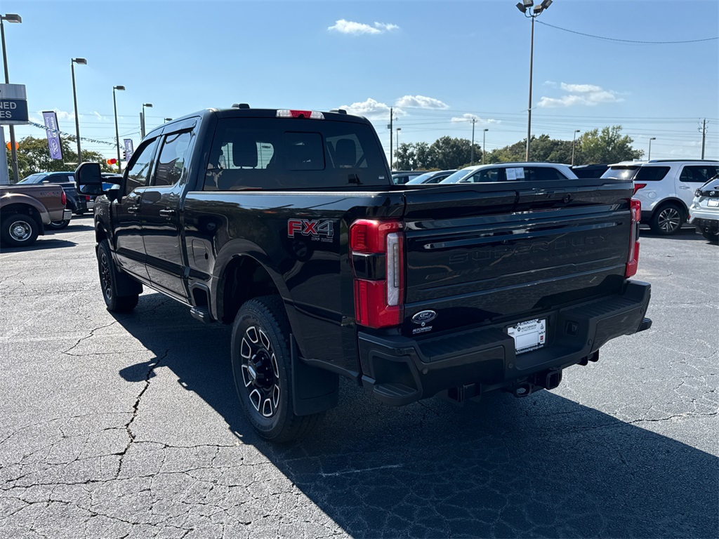 2025 Ford F-250 Platinum photo 4