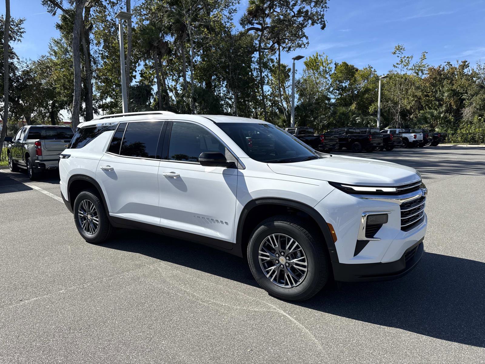 2026 Chevrolet Traverse LT's photo