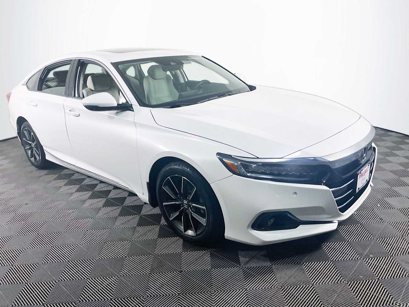 2021 Honda Accord EX-L photo 3