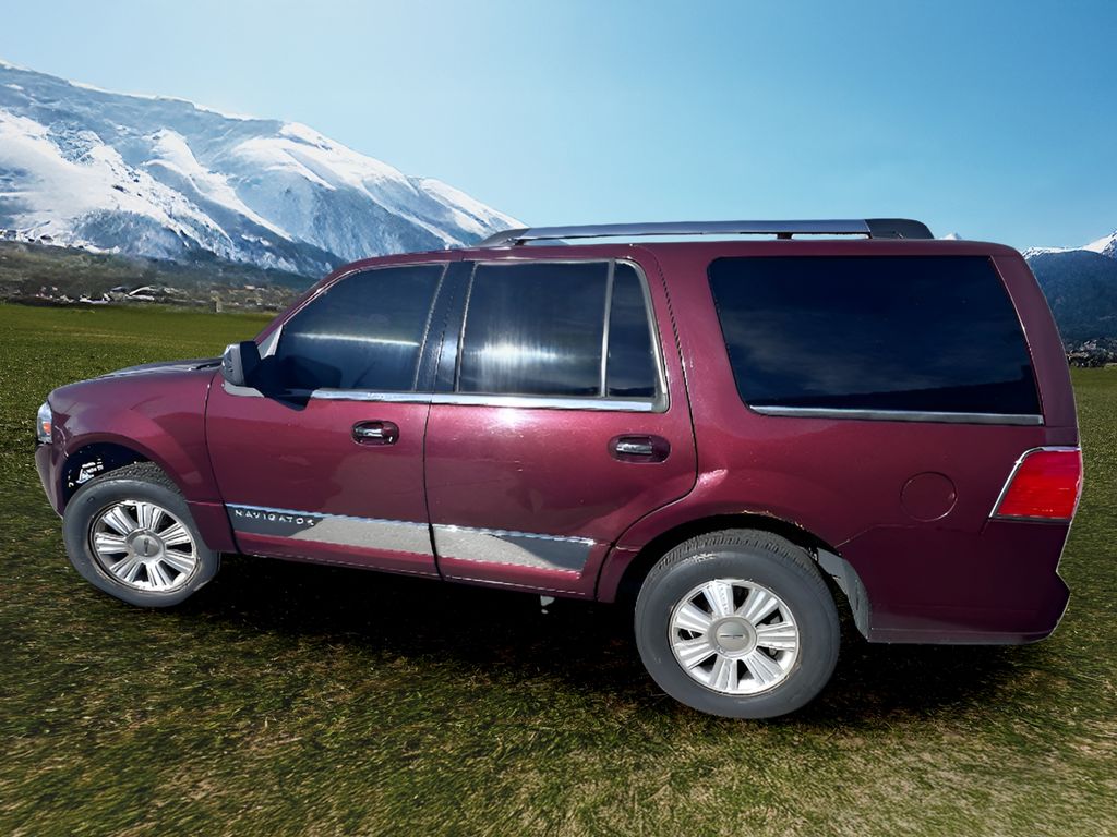 2010 Lincoln Navigator photo 2
