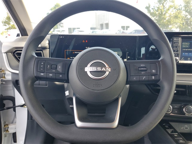 2025 Nissan Kicks S photo 16