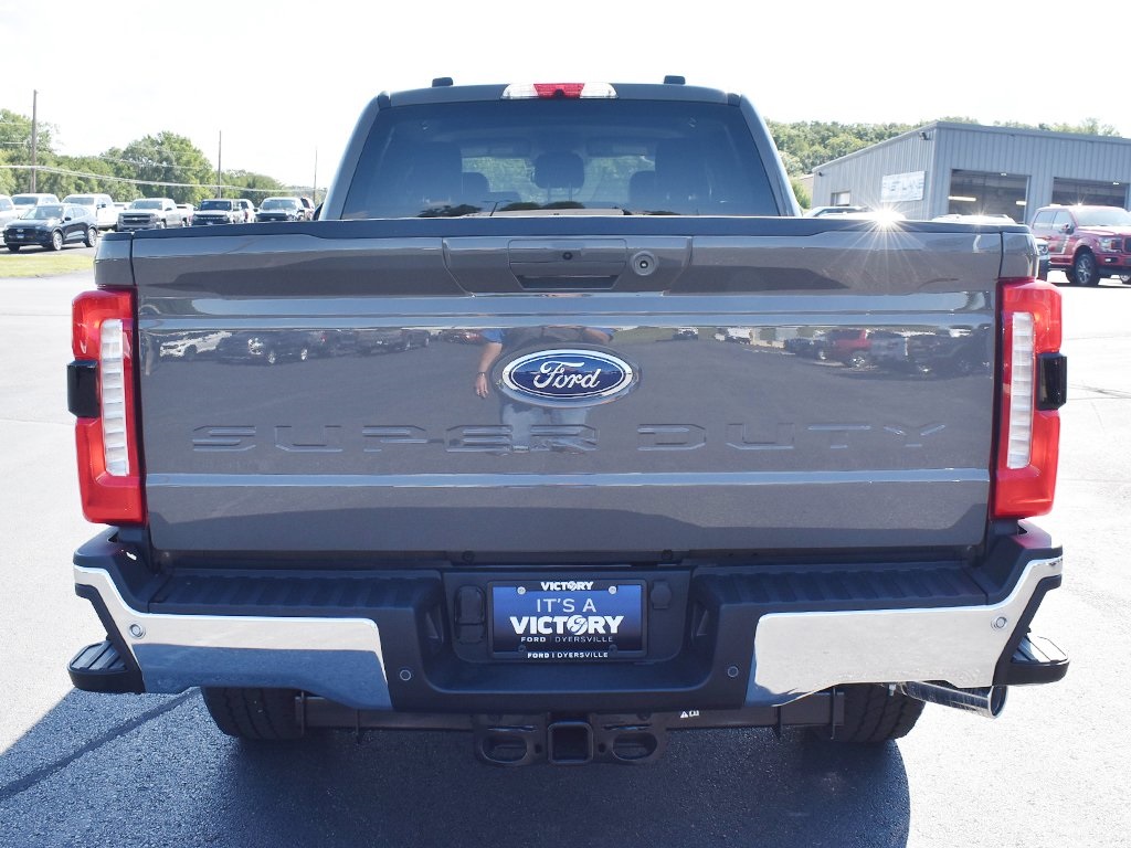 2026 Ford F-250 Lariat photo 25