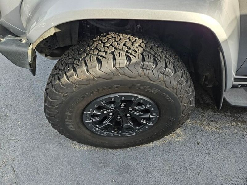 2024 Ford Bronco Raptor photo 3