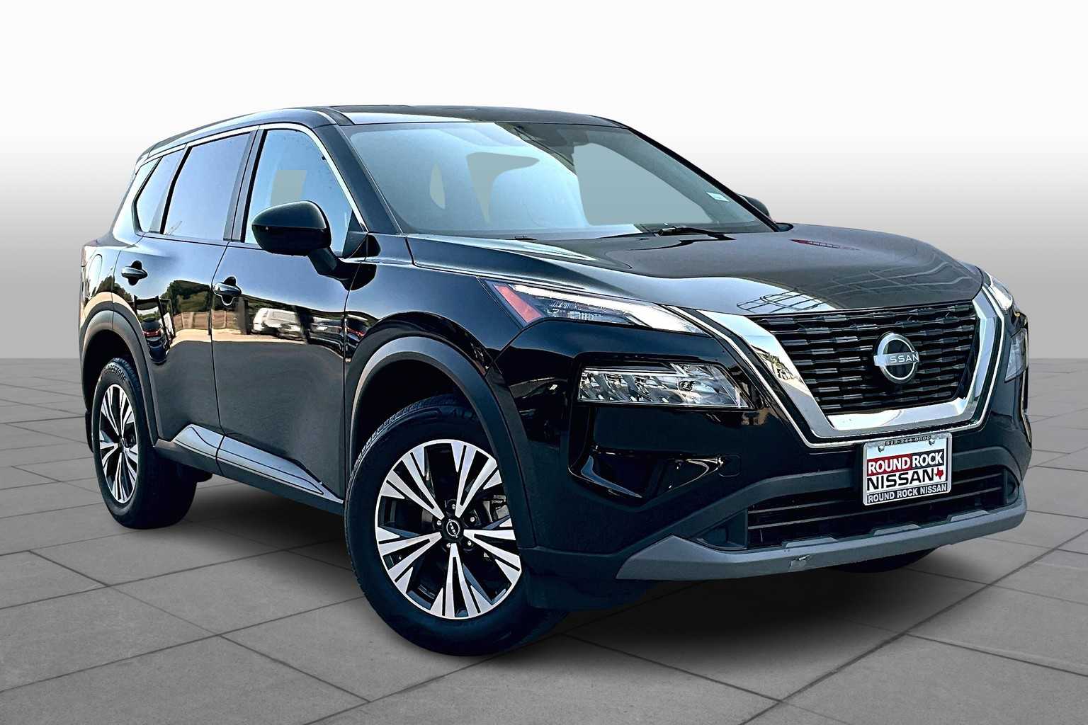 2023 Nissan Rogue SV photo 2