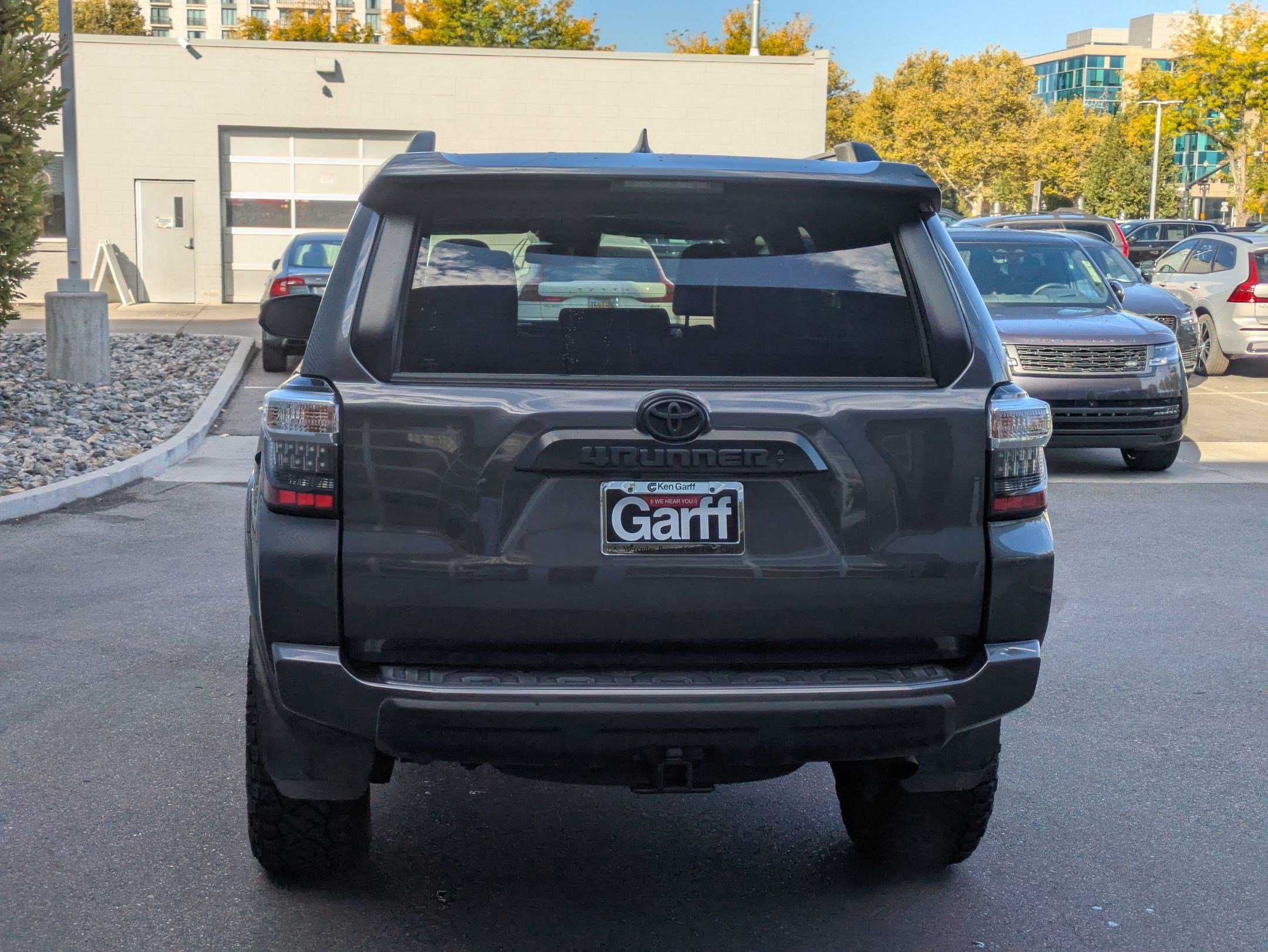 2023 Toyota 4Runner TRD photo 4