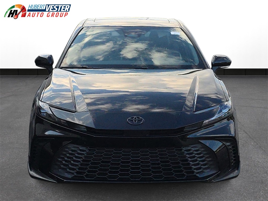 2025 Toyota Camry SE photo 2