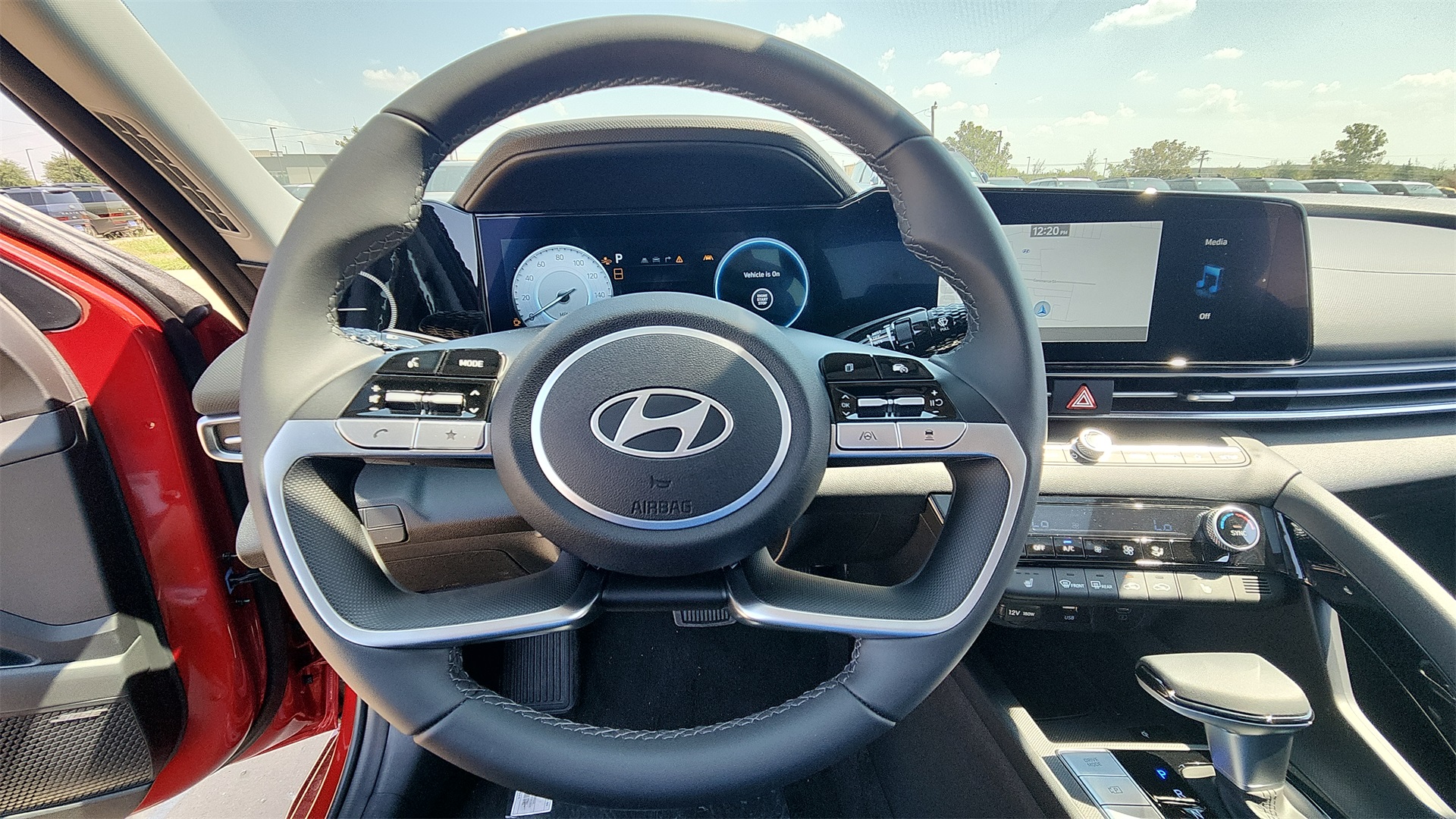 2025 Hyundai Elantra Limited photo 23