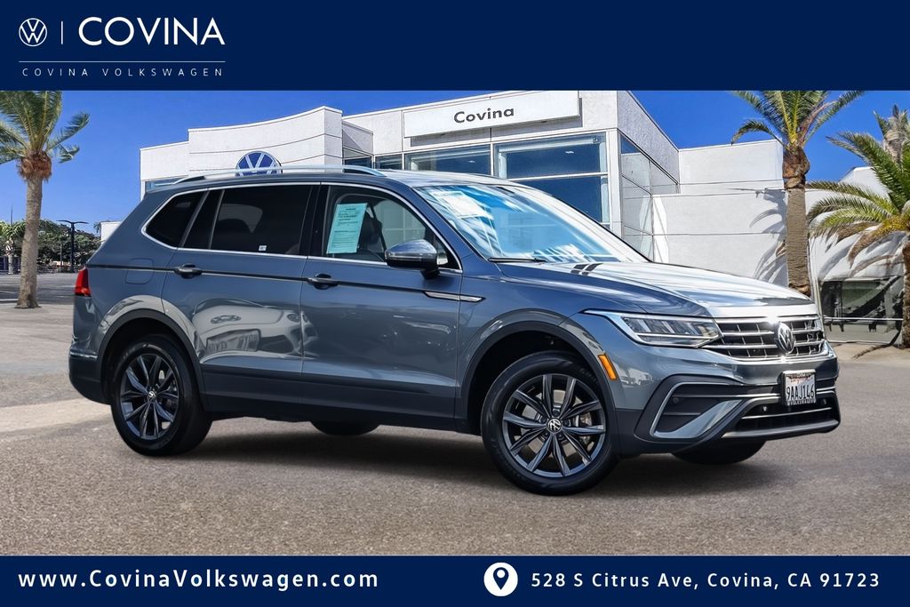 2022 Volkswagen Tiguan SE's photo