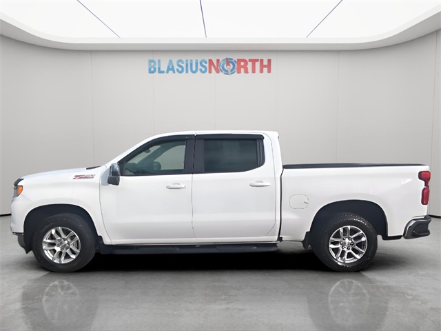 2022 Chevrolet Silverado 1500 LT's photo