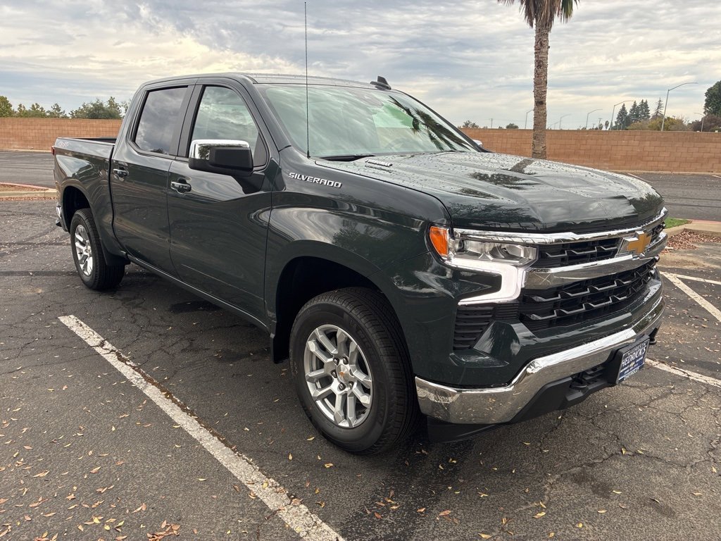 2026 Chevrolet Silverado 1500 LT's photo