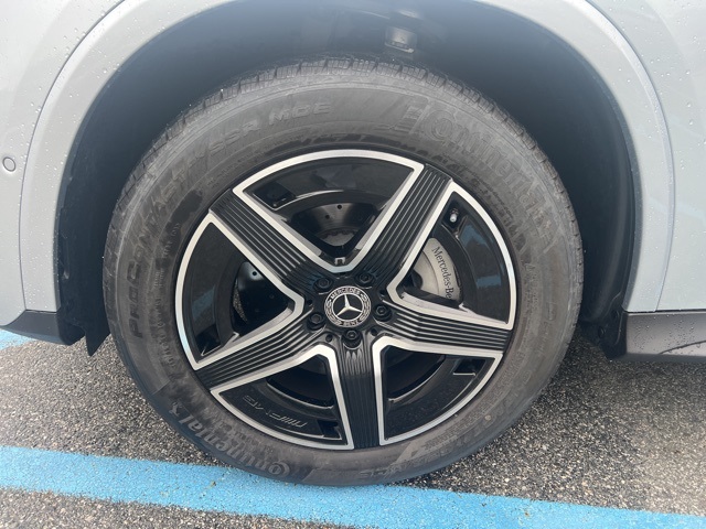 2025 Mercedes Benz GLC 350e 4MATIC photo 9