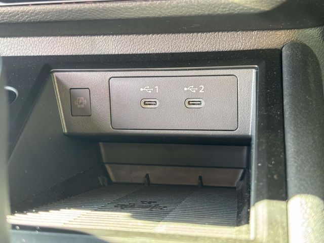 2026 Nissan Kicks SV photo 13